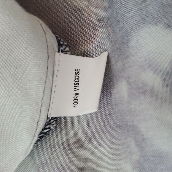 Anthropologie Blank London Navy Blue Jaslina Floral Satin Pull On Skirt Small - Picture 6 of 12